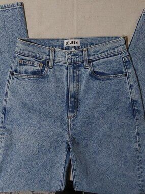 LE JEAN “Sabine” Straight Leg High Rise Jeans Light Blue Size: 27